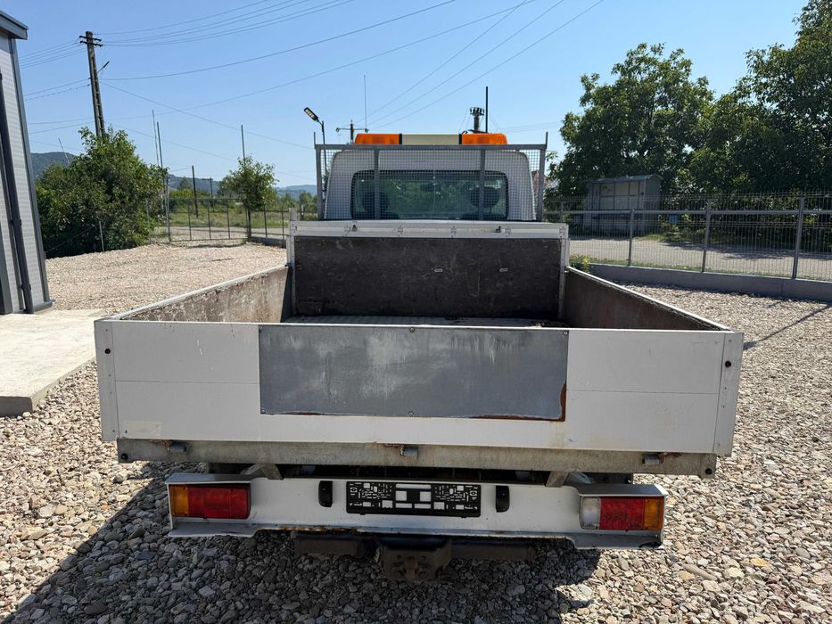 Nissan interstar sprinter crafter lada AL