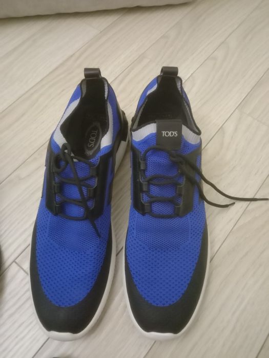 Продаю кросовки TOD'S фирменные 45 размера