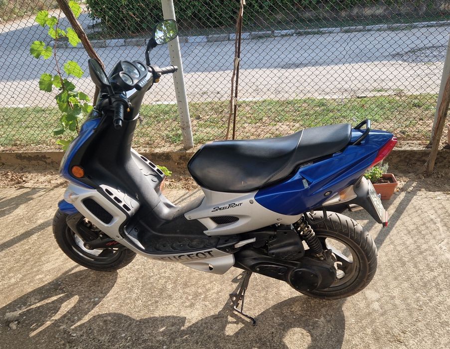 Скутер ПЕЖО 50 кубика