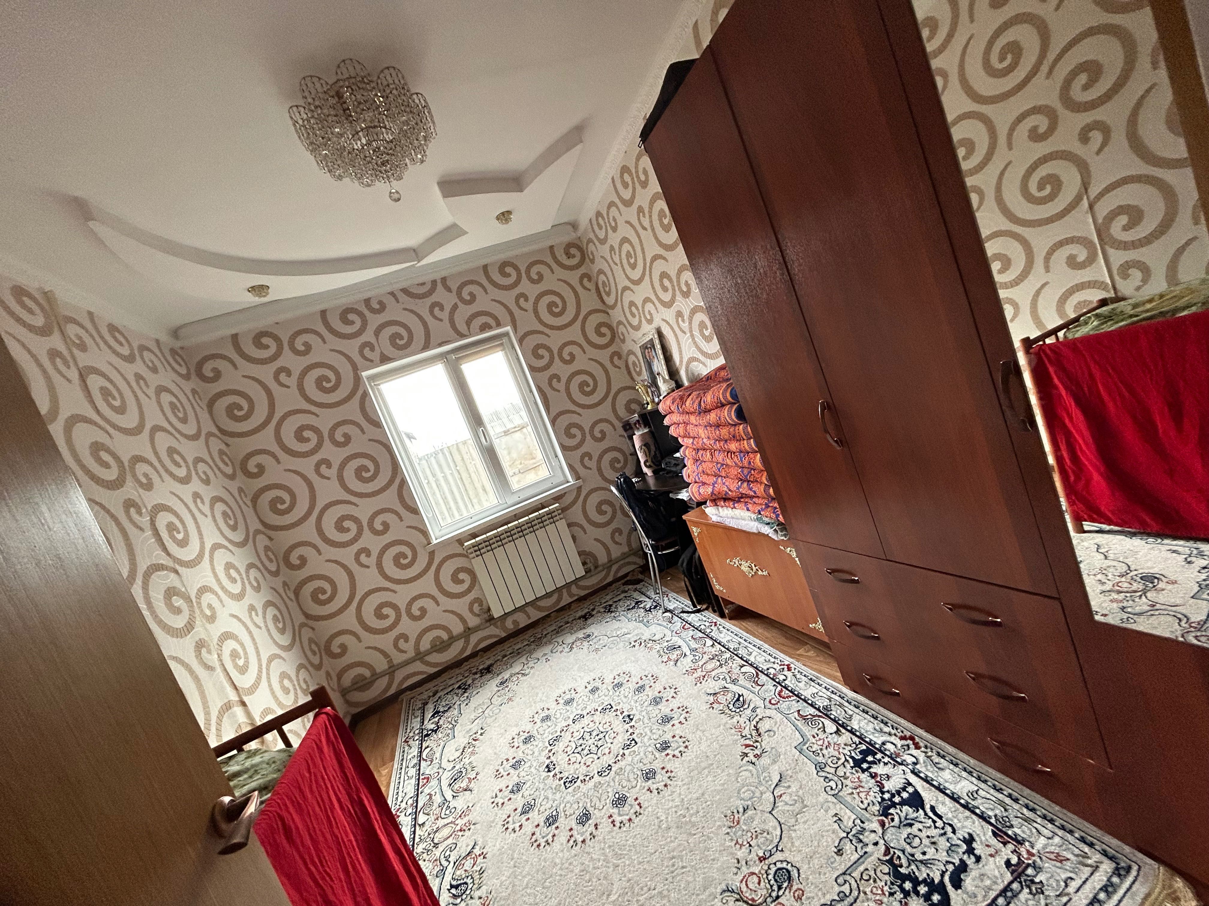 Үй жалға беріледі  140 000   Мкр: Кең дала