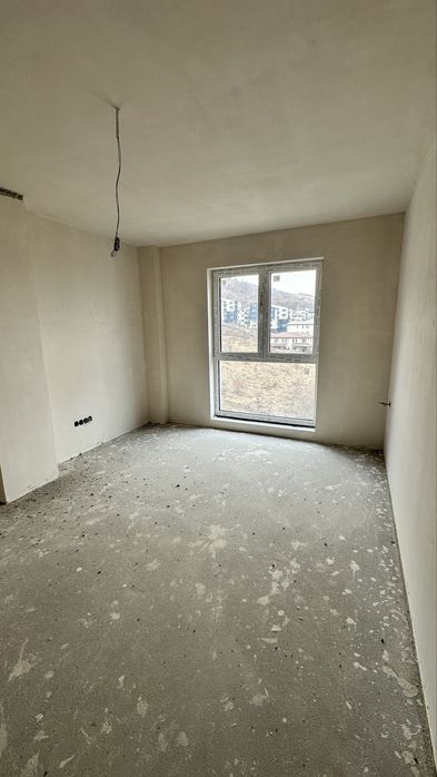 Apartament 2 camere semifinisat de vânzare în Florești