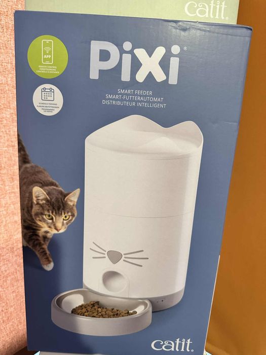 Dozator mâncare pisici Catit Pixi 1,2 kg WiFi