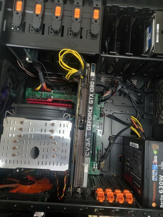 Геймърски компютър Intel® Core i7-8700K 20gb DDR4 Ssd GTX 1080Ti 11GB