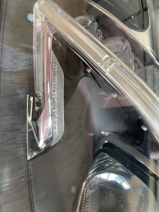 Ляв фар за Мерцедес/Mercedes/Е212фейс/feis/eklasse/2017гLEDINTELLIGENT