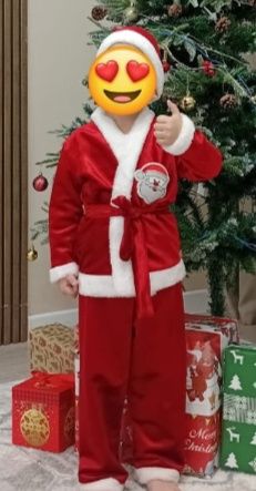 Продам новогодний костюм Санта Клауса на 5-6лет. Одевали всего 1 раз,