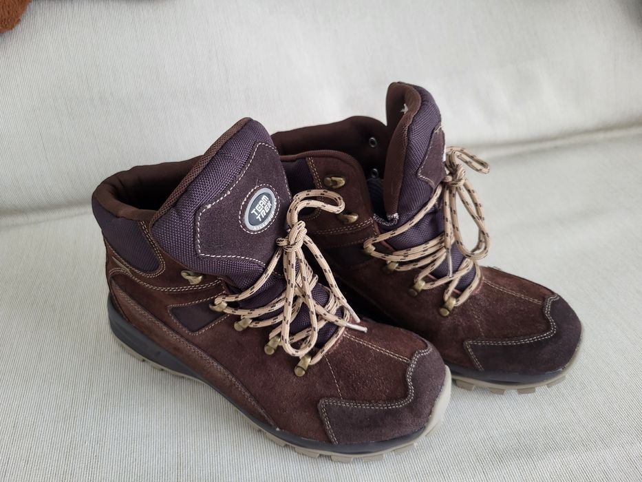 Ghete noi marimea 43 (27.5 cm) munte, drumeție,  trekking  ATLAS  Team