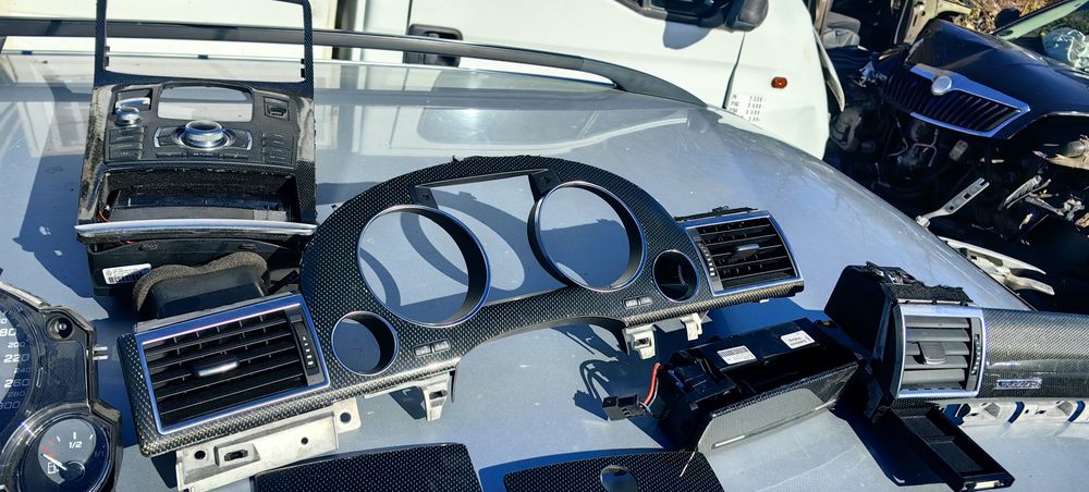 Audi S8 D3 5.2 V10 450hp На части