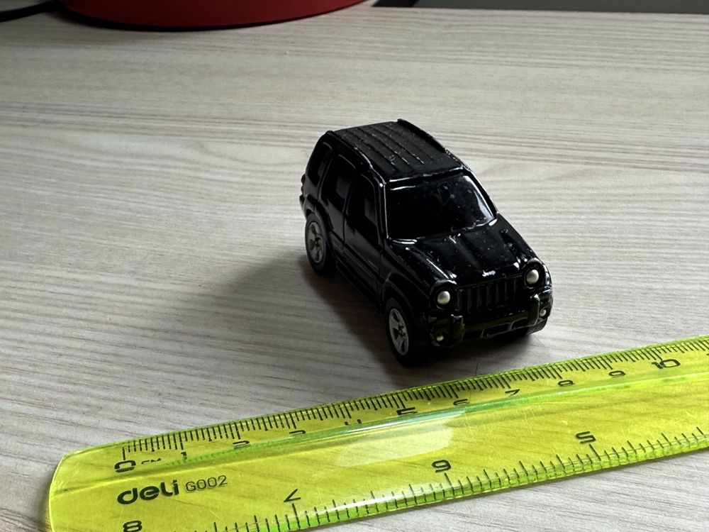 Jeep liberty 2005 scara 1:79 Maiso