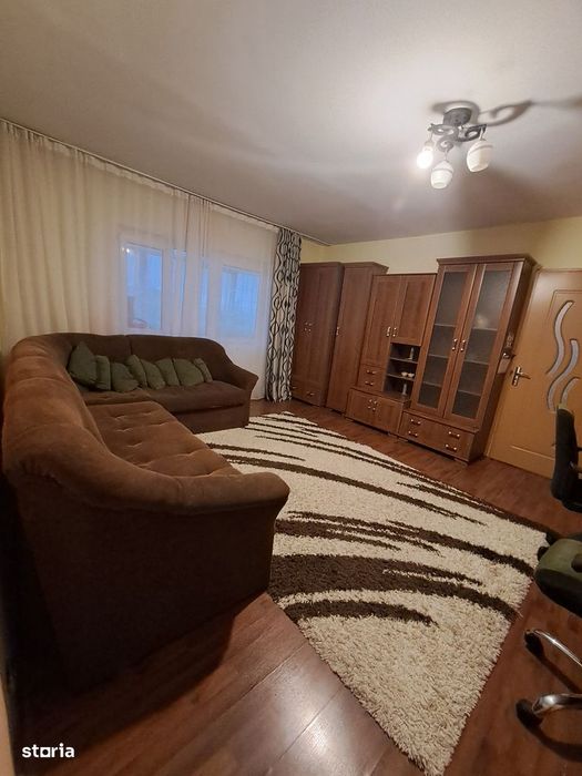 Apartament cu 2 camere de vânzare ,etaj 2,zona centru,mobilat