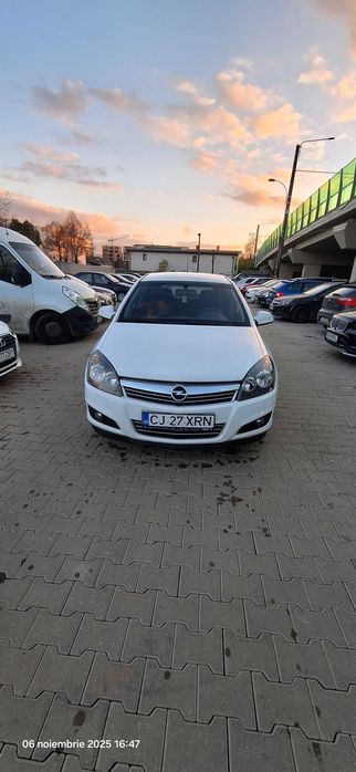 Opel Astra 2011 euro 5 1.7cdti
