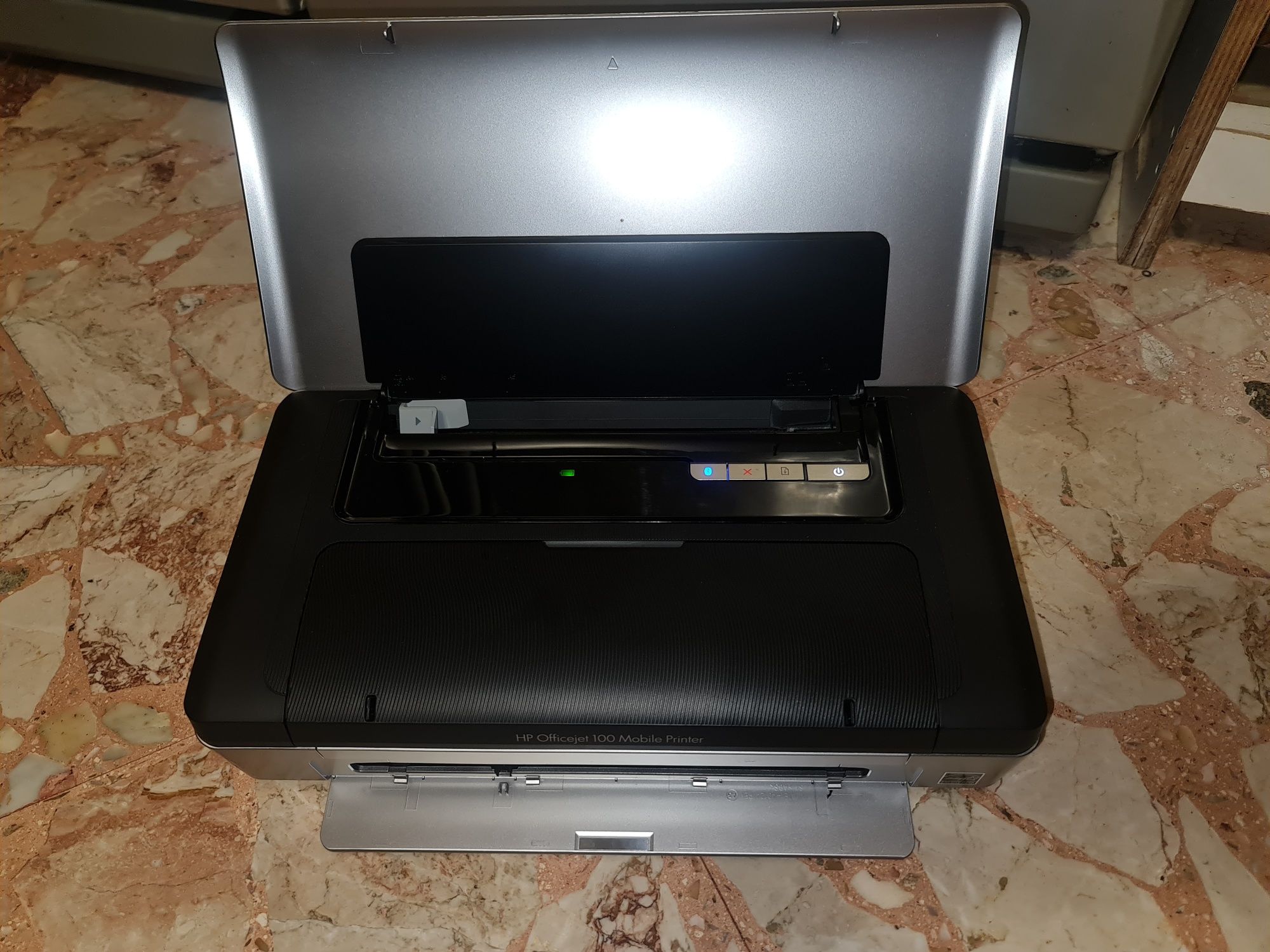 HP OFFICEJET 100 imprimanta portabila cu baterie