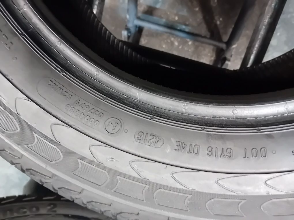 215 65 R 15 C Continental iarna