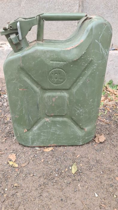 Канистра из металла