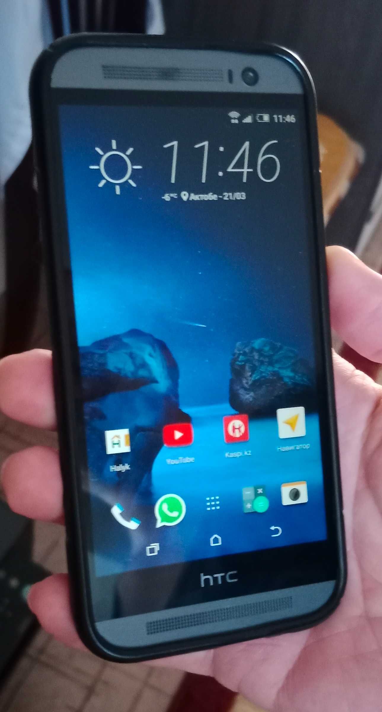 htc one m8 смартфон