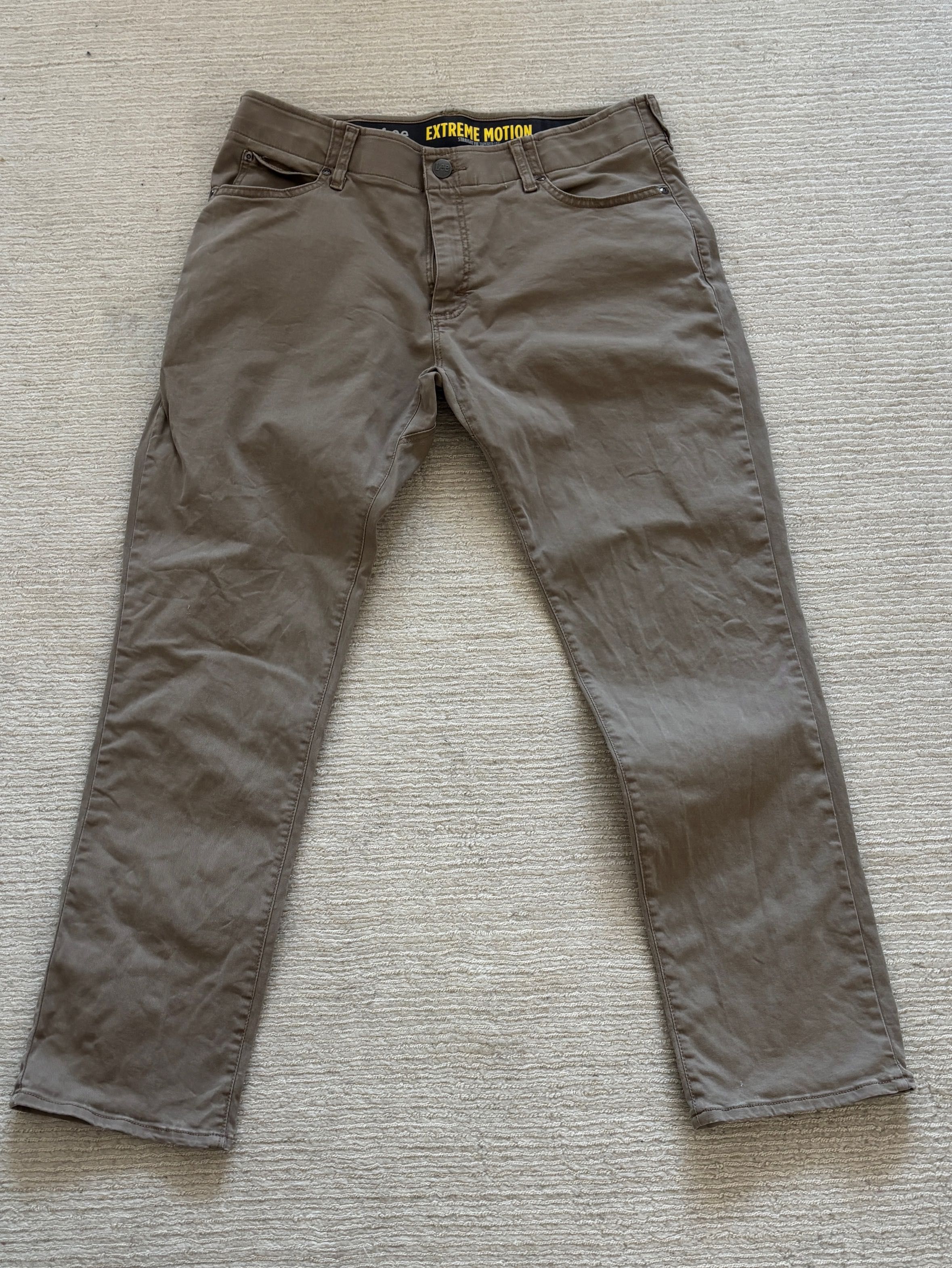 Оригинални Lee Xtreme Motion w34:l30 Cougar