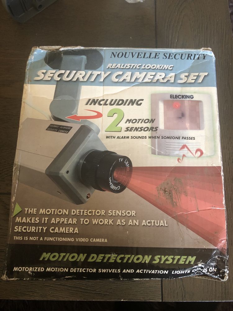 Camera video falsa de supraveghere cu 2 senzori de miscare