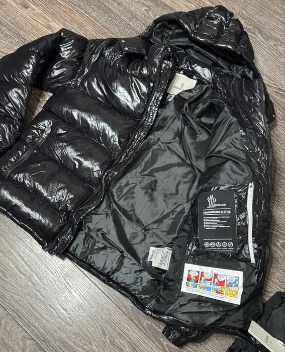 Geaca M.O.N.C.L.E.R marimi XL si XXL