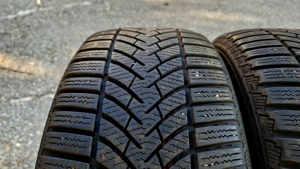 2бр 205/55/16 зимни гуми Semperit Speed-Grip 3