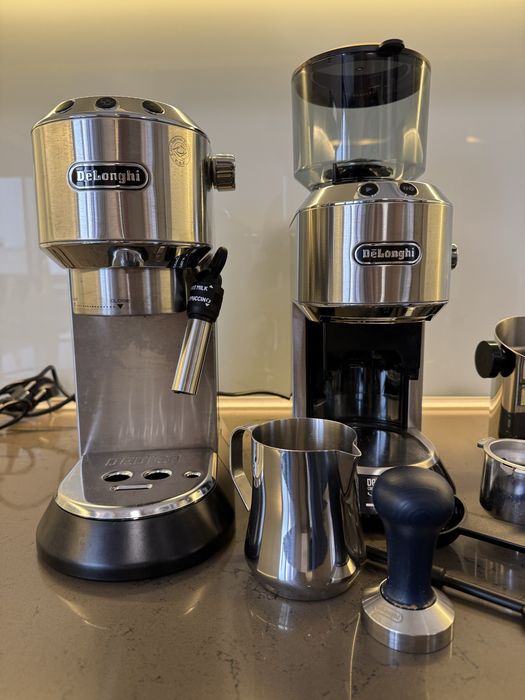 Vand Espressor+ Rasnita Delonghi Dedica