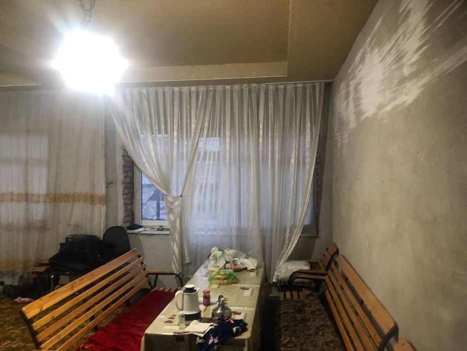 6 sotix 6 xona hovli sotiladi