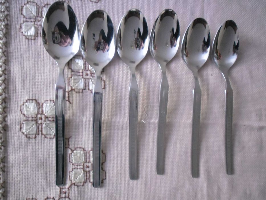 комплекти руски и български лъжици от соца