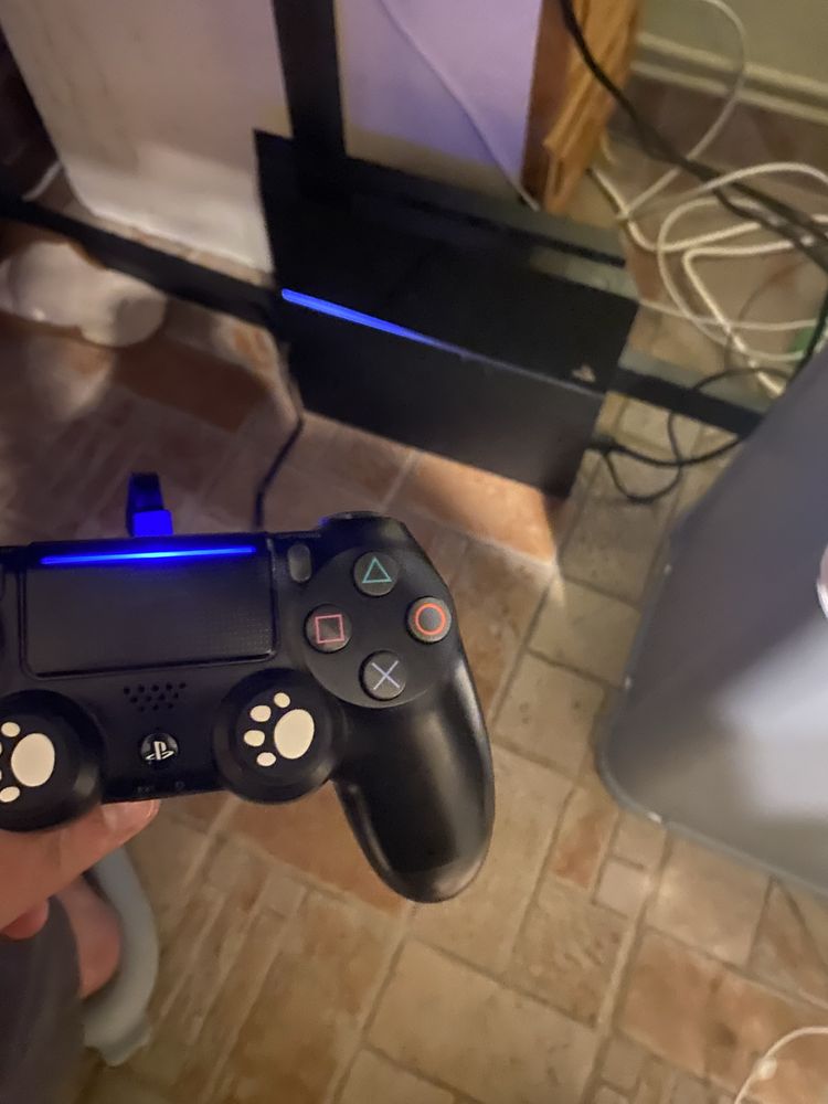 PS4 500GB стара версия (11.00)