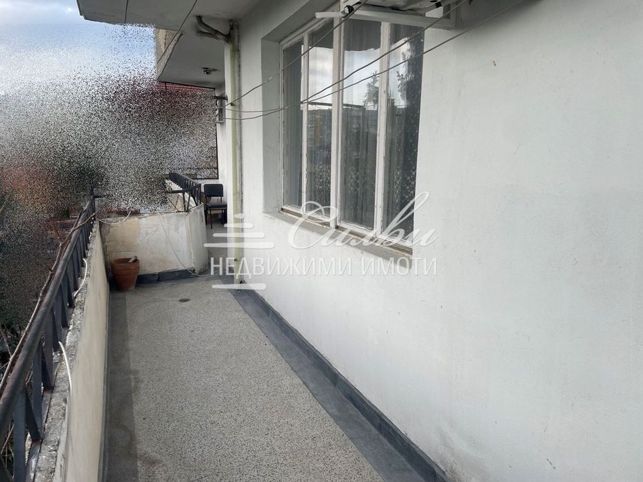 Четиристаен ТУХЛЕН апартамент с ГАРАЖ - кв. Пазара!