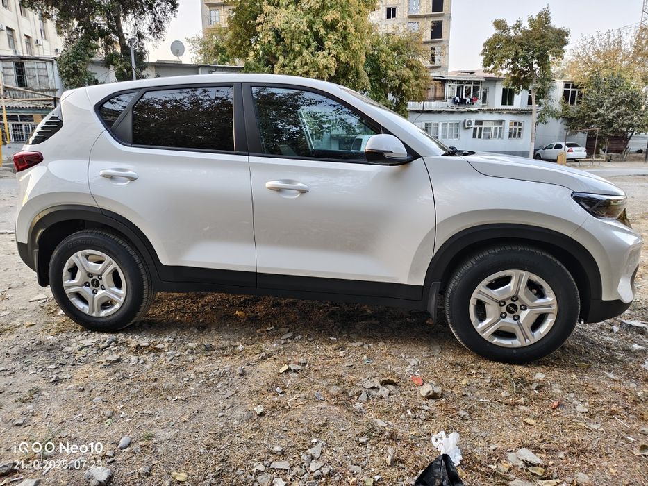 Kia Sonet 2025 yil