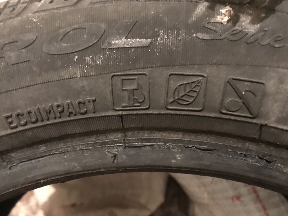 Зимни гуми 185/55 r15 Pirelli SnowContact Winter 190