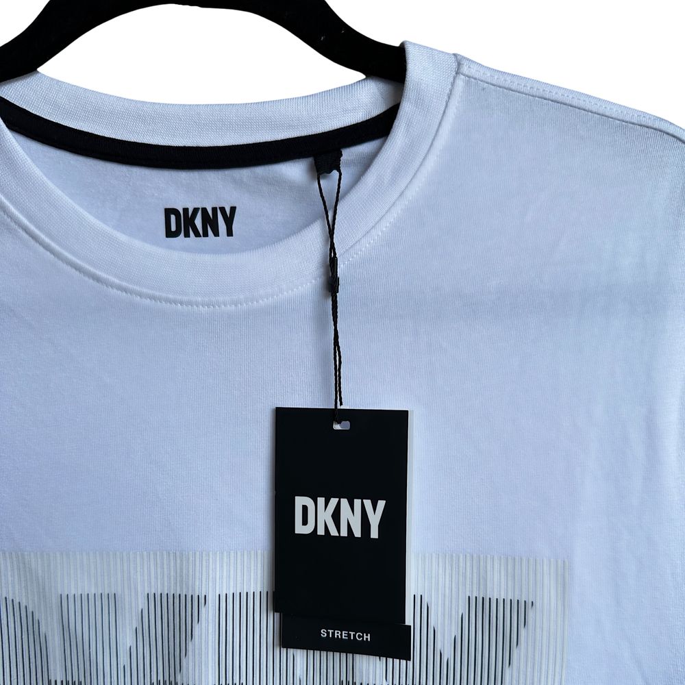 Tricou marca DKNY