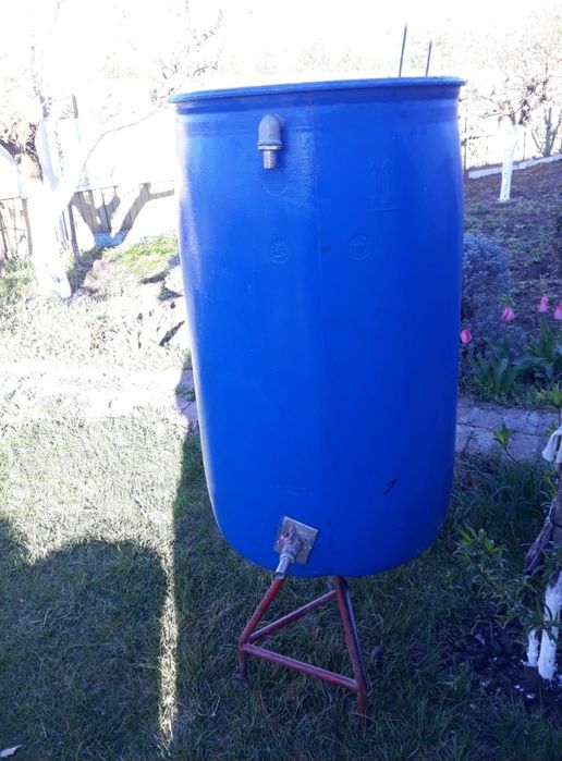 Vand butoaie de  120 l