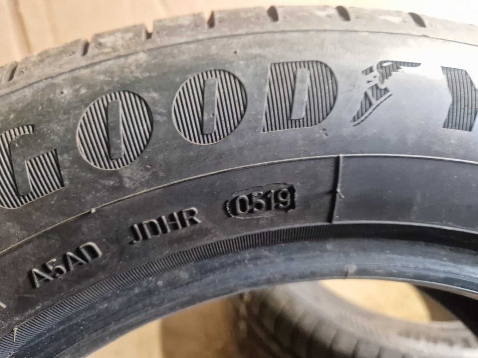 2 Goodyear R15 185/65
летни гуми DOT0519