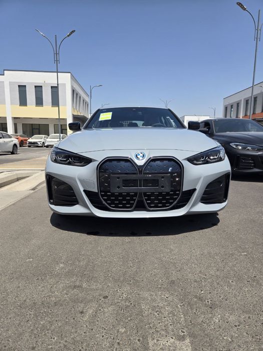 BMW i4 40L 2024 yil