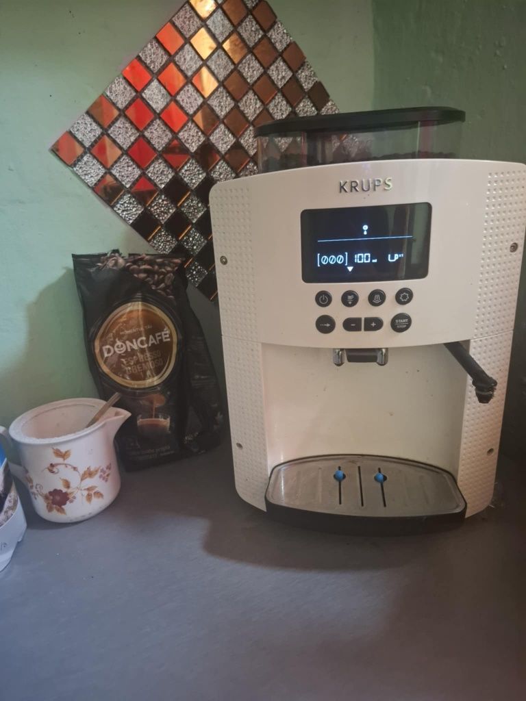 vând aparat de cafea krups