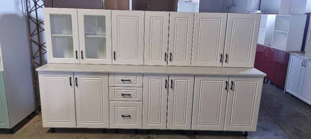 Mobila de bucatarie modulara, noua, cu usi MDF