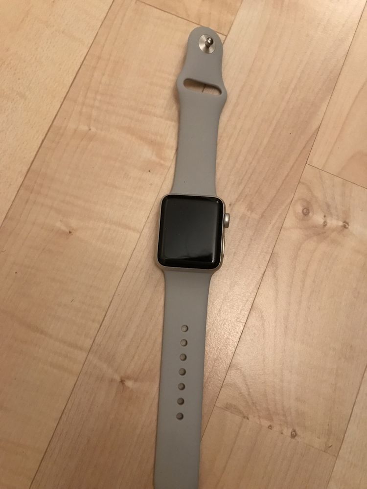 Продам Iwatch 2 смарт часы