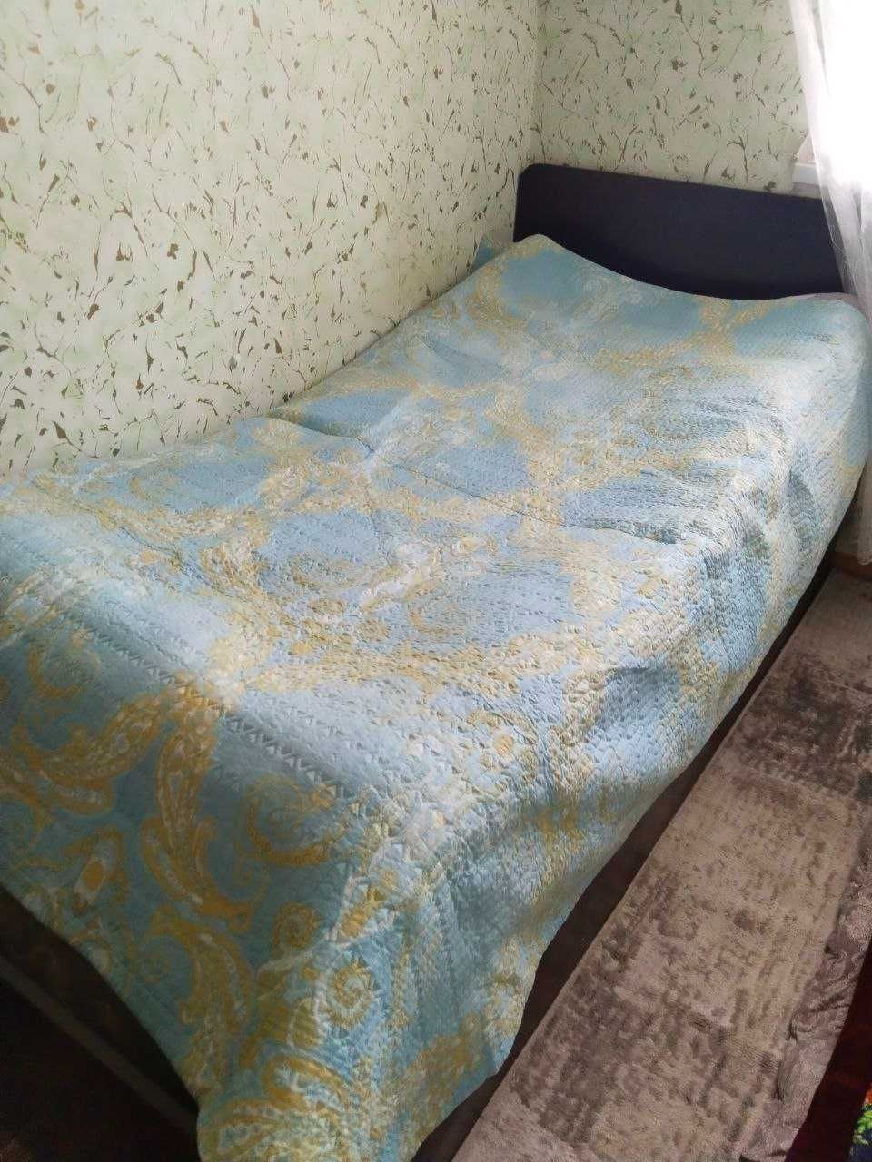 Продам кровать б/у