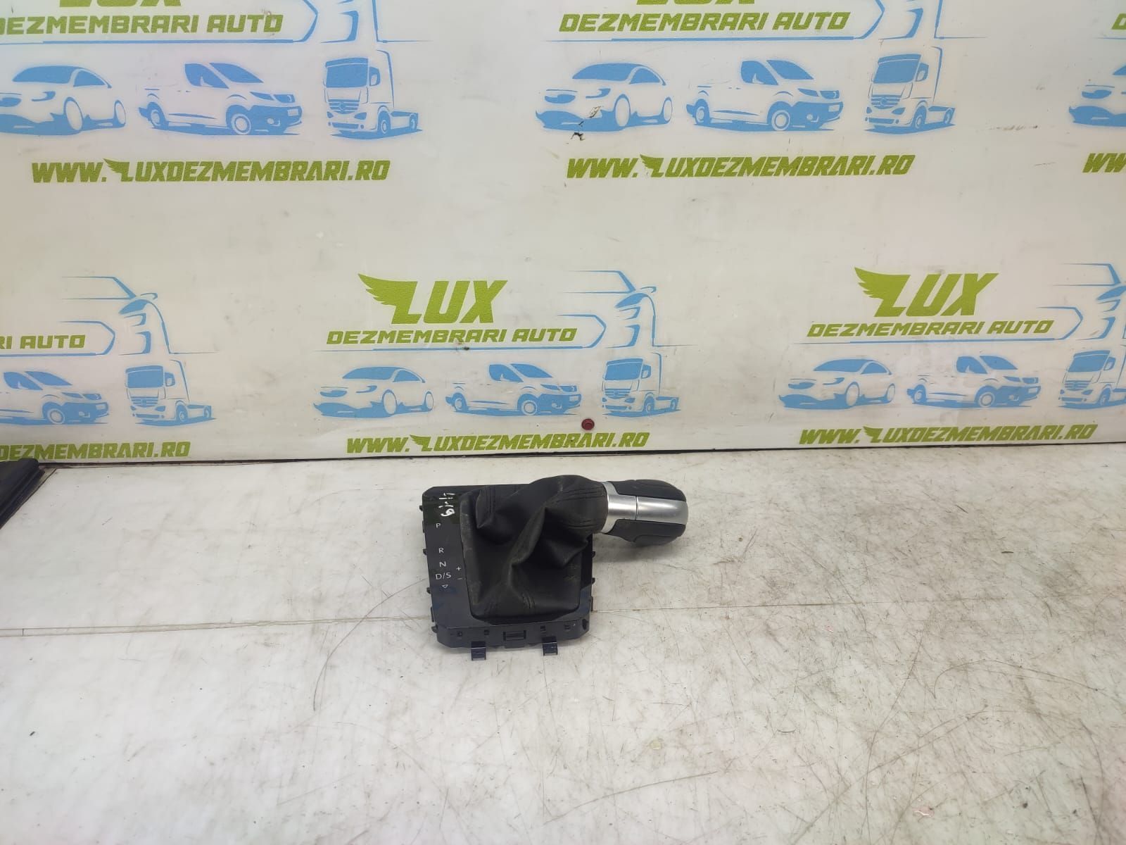 Nuca cu manson schimbator dsg 3G1713203C Volkswagen VW Passat B8  [din 2014 pana  2020]