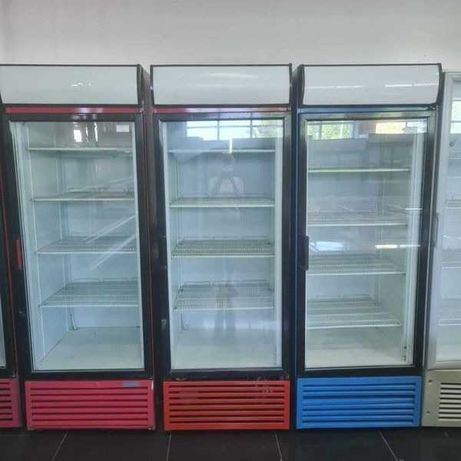 Большое поступление холодильных витрин открытого и закрытого типа!