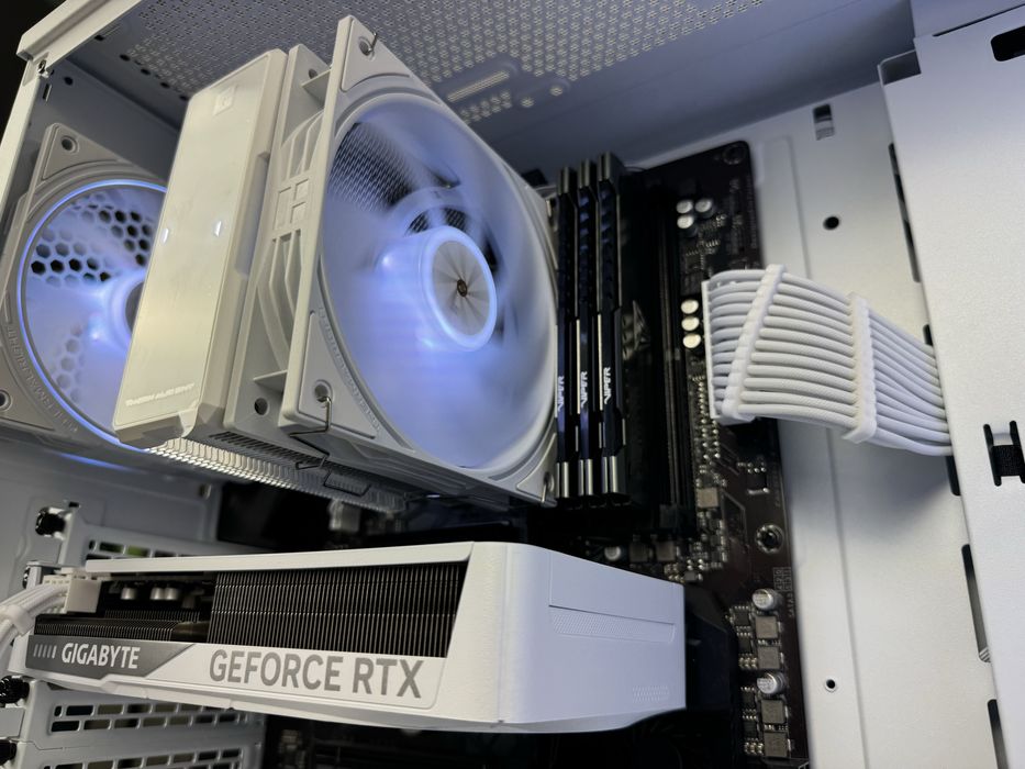 Gaming PC RTX 5060 TI, Ryzen 5 5600x, 24 gb ddr4