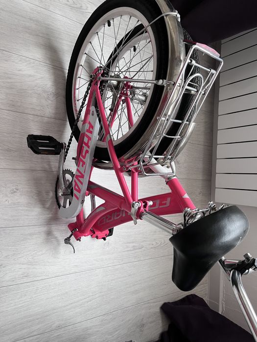 Продам велосипед в хорошем состояние без дефектоа