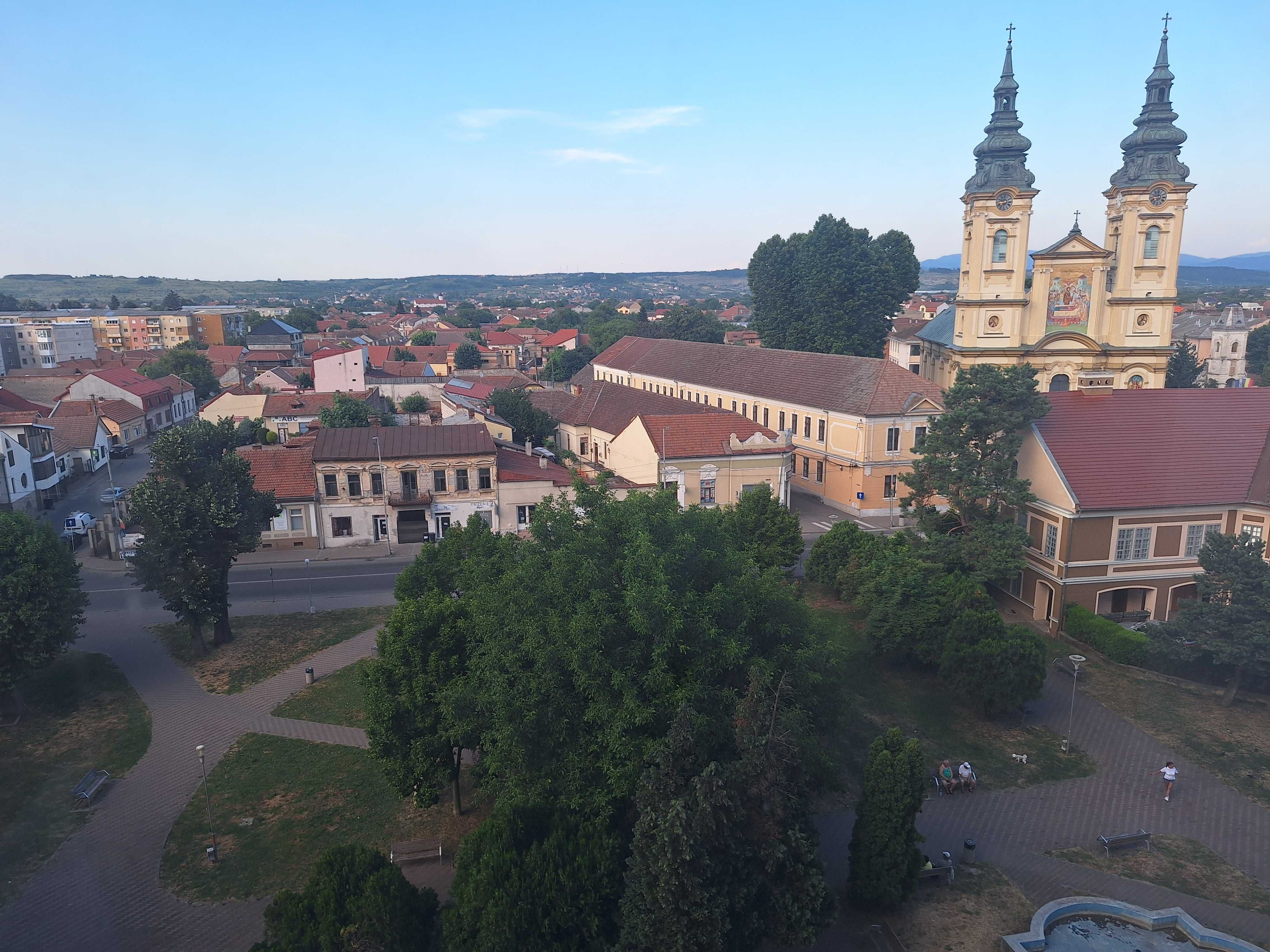 Vand apartament decomandat 3 camere Lugoj