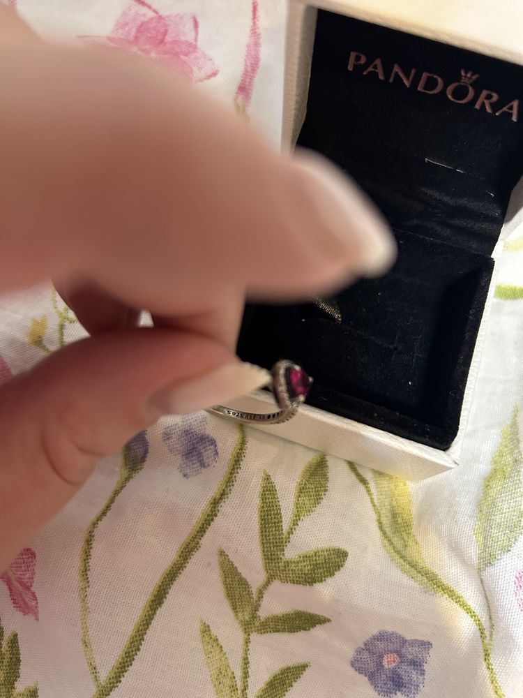 Inel Pandora cu Inimă, Mărimea 56 – Eleganță și Stil