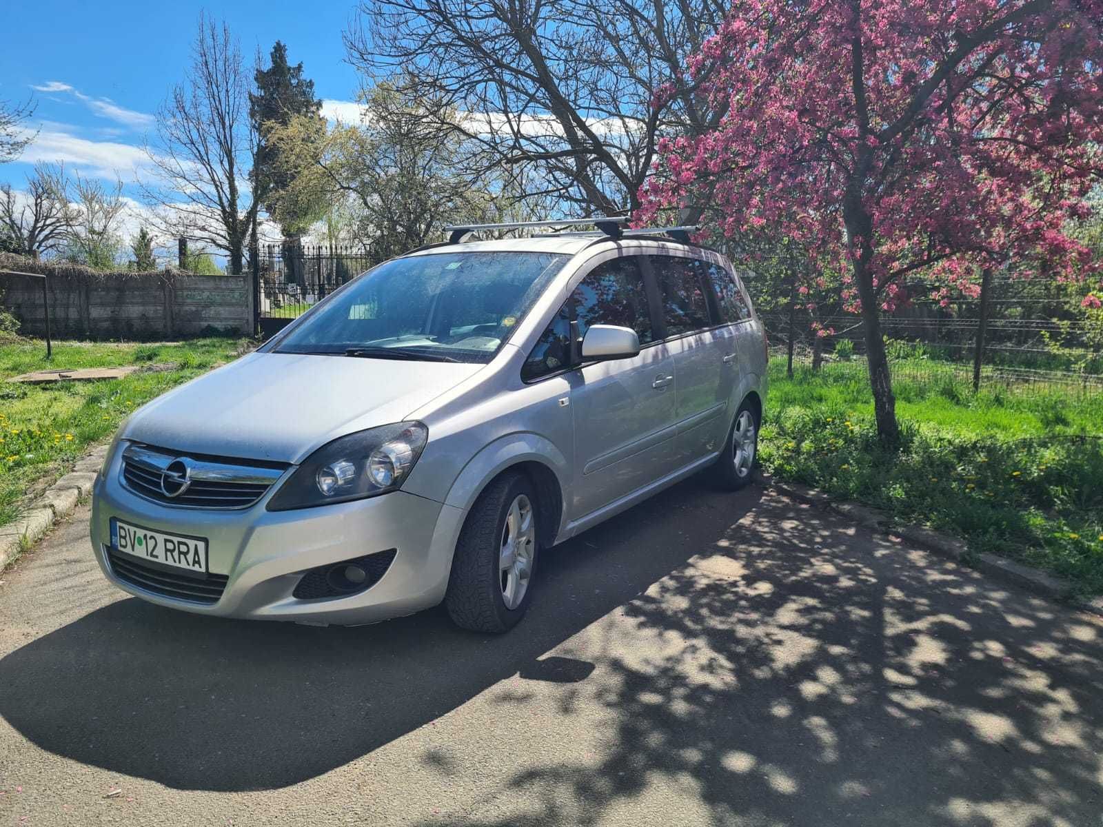 Opel Zafira 2011