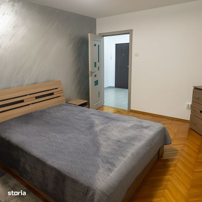 Apartament de inchiriat cu 3 camere zona Scolii Liviu Rebreanu