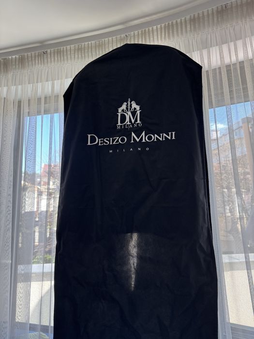 Официален тъмносин костюм Desizo Monni Milano