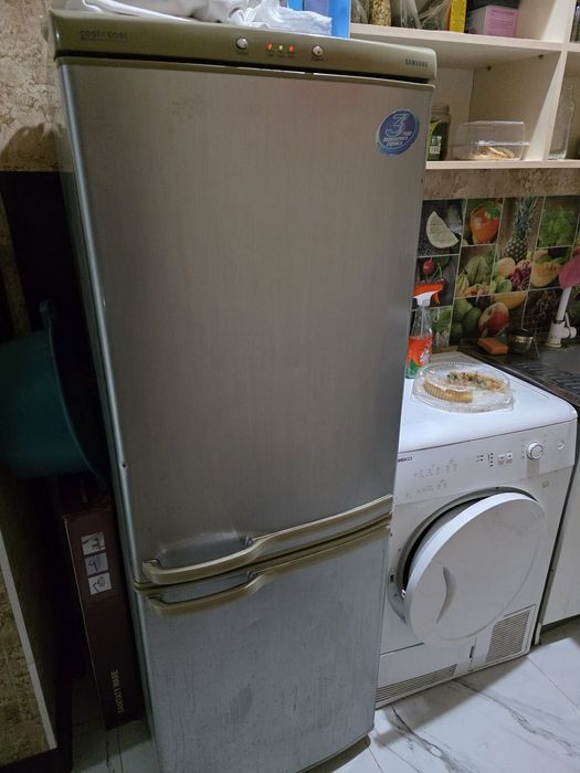 Продам холодильник бу рабочий