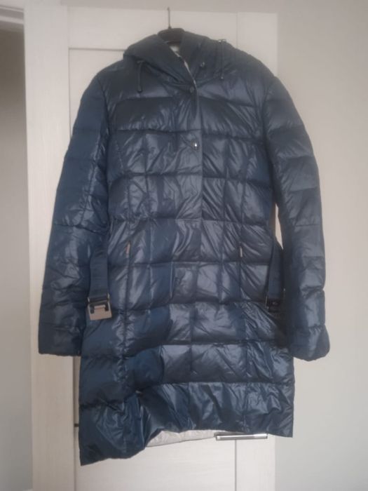 Продаю женскую куртку