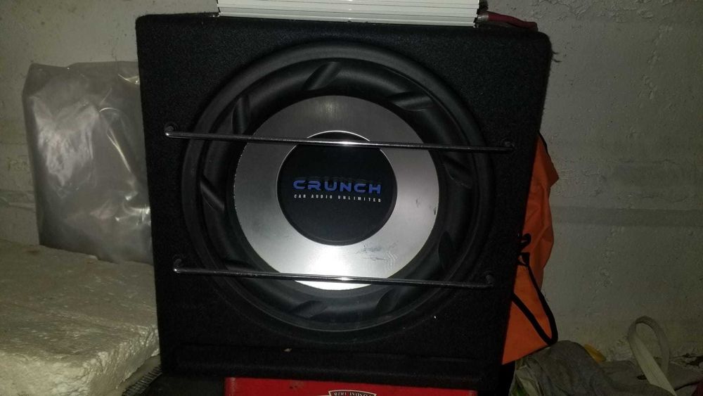 Pachet bass statie amplificator subwoofer Crunch CRB350