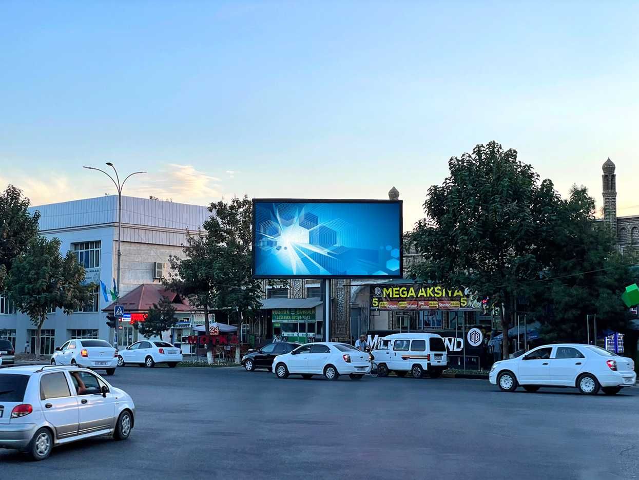 LED ЭКРАНЫ в центре Андижана